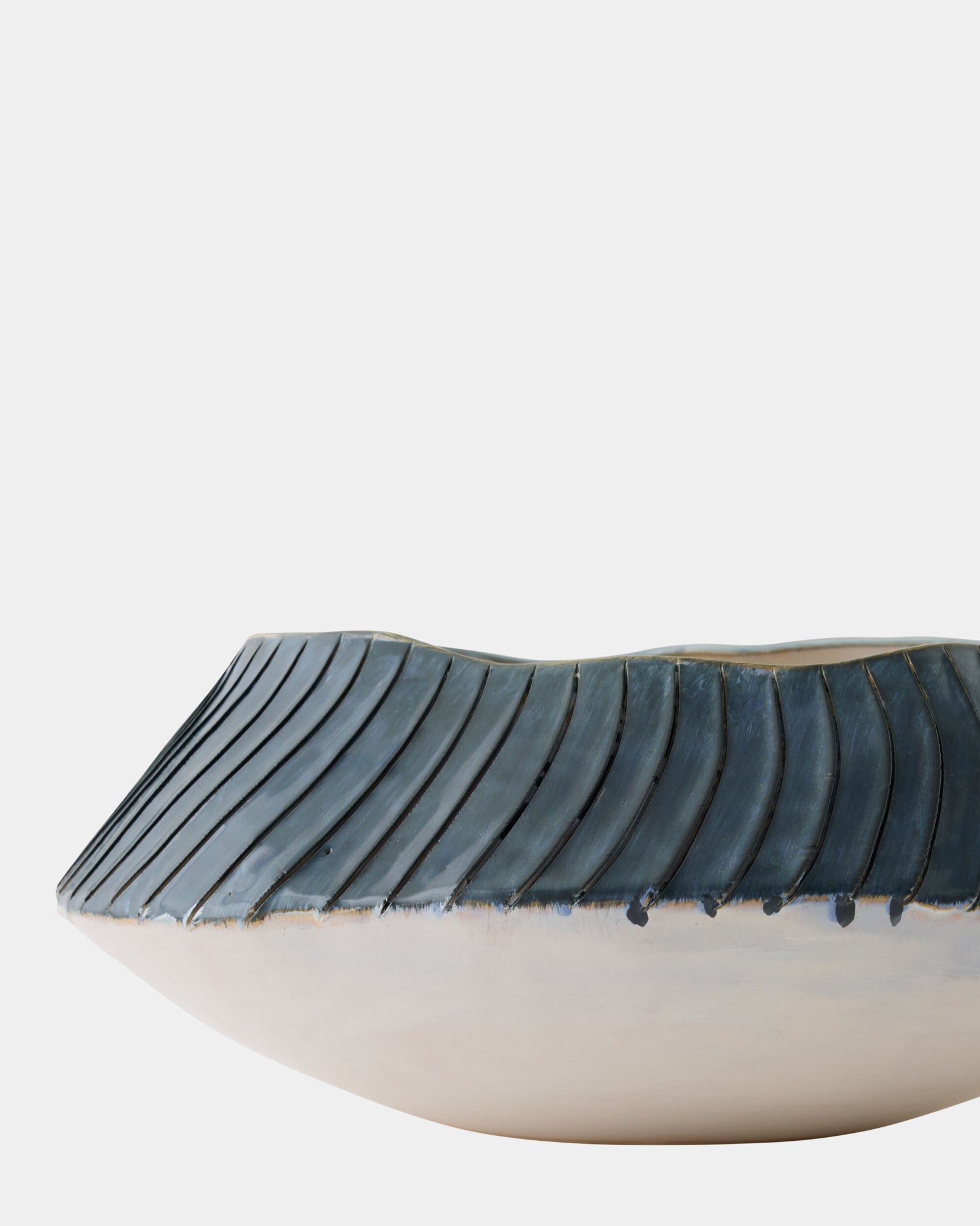 Aiden Etched Blue Rimed Planter