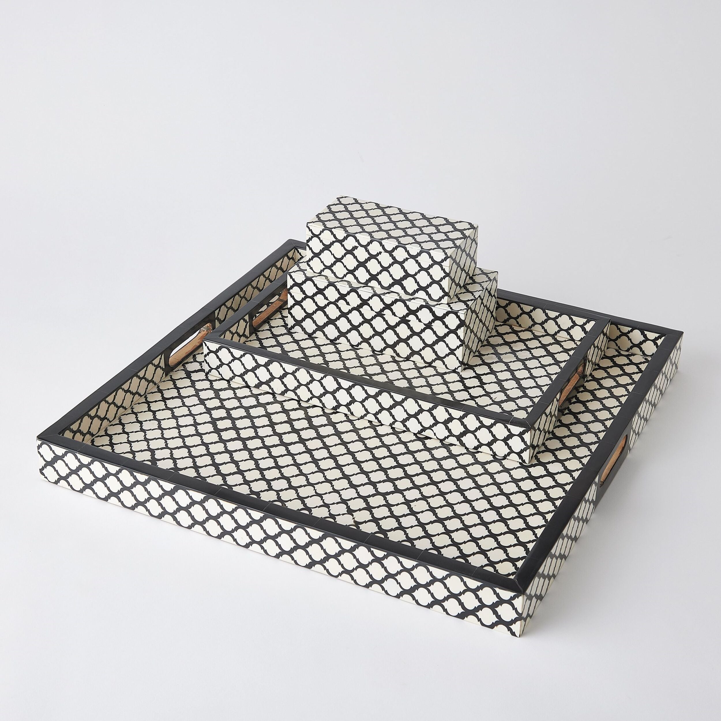 Moroccan Resin Rectangular Tray-Black/White