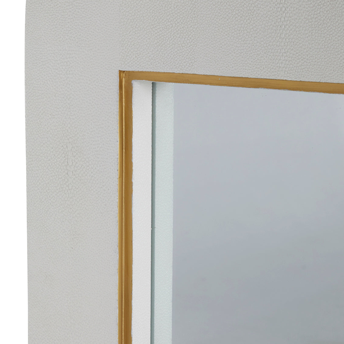 Nora Mirror