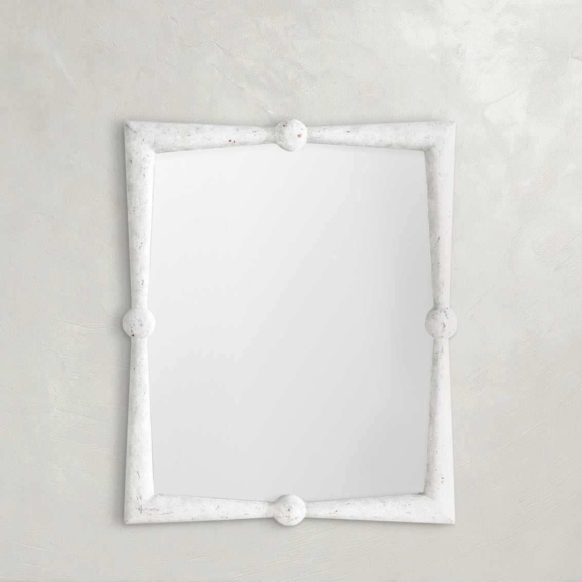 Scarlett Mirror
