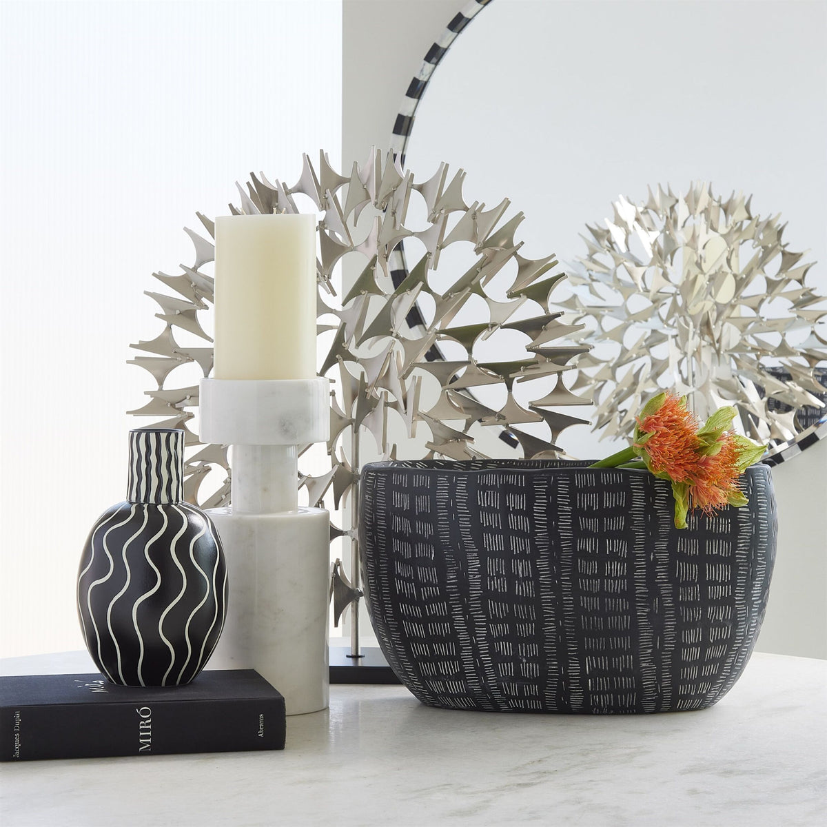 Luc Vase-White Marble