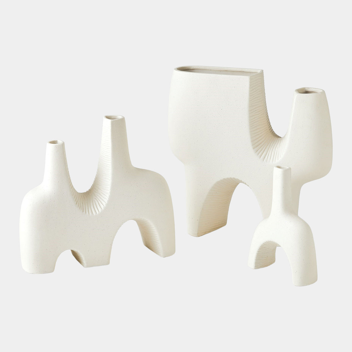 Cassel Vase-Matte White-Med