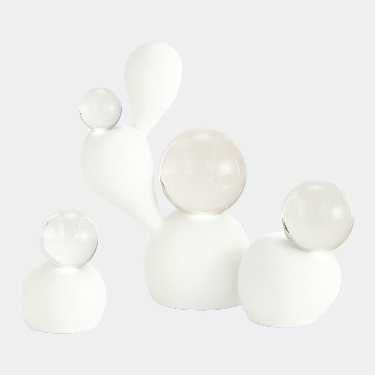 Triple Meringue Sculpture w/2 Spheres