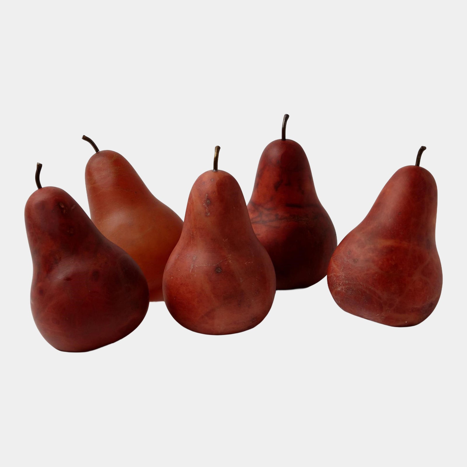 Alabaster Poire-Leaning