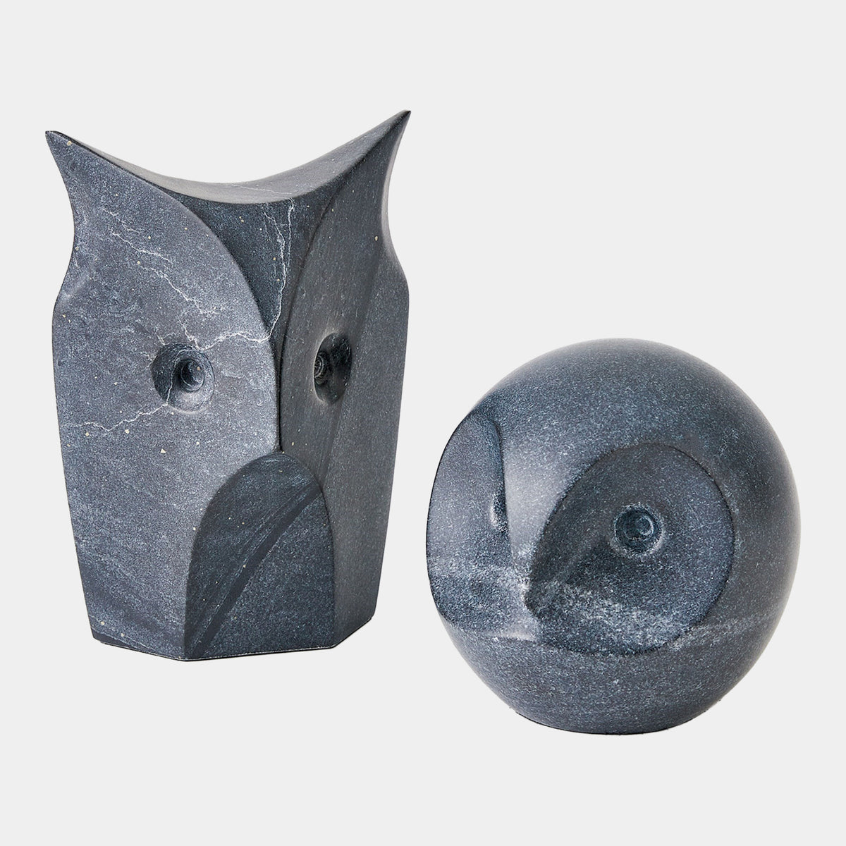 Sitting Owl-Black