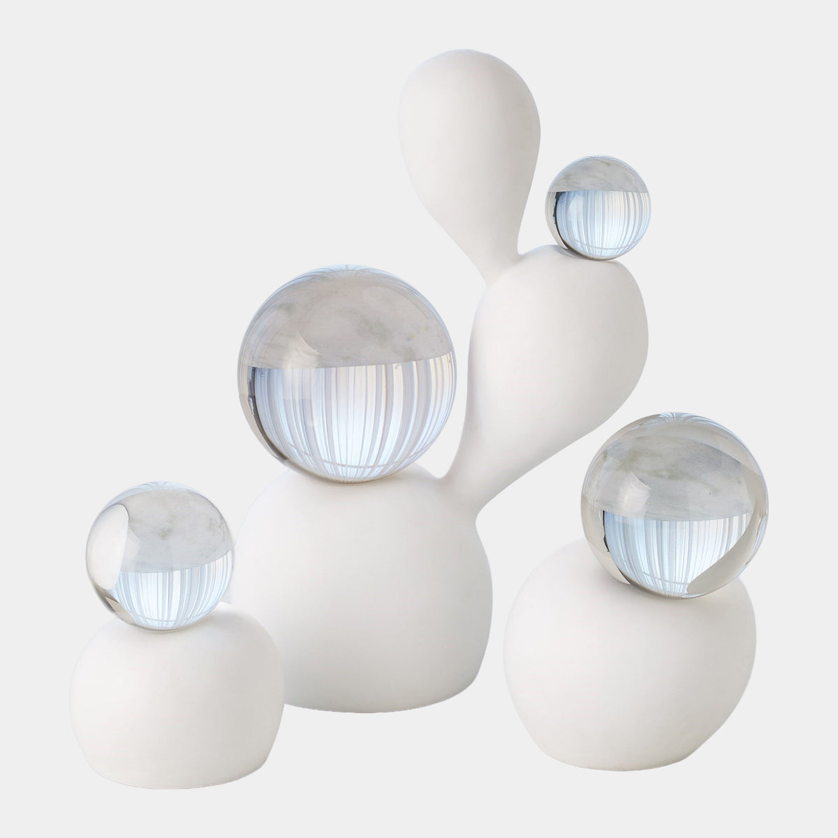 Triple Meringue Sculpture w/2 Spheres