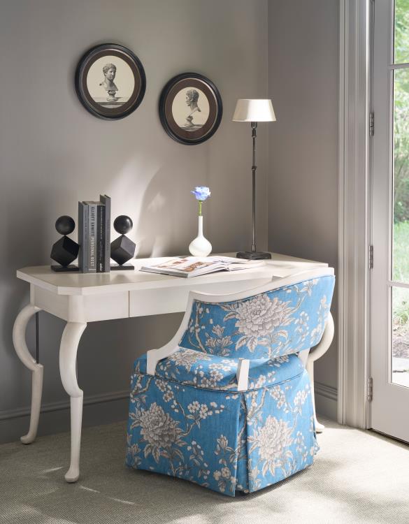 Kennis Skirted Dining Arm Chair & Game Chair