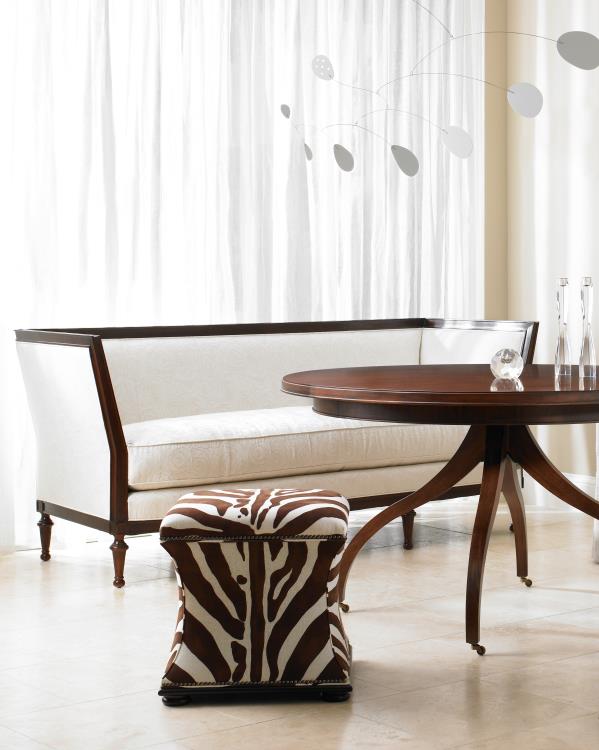Ingold Round Expansion Top-Mahogany