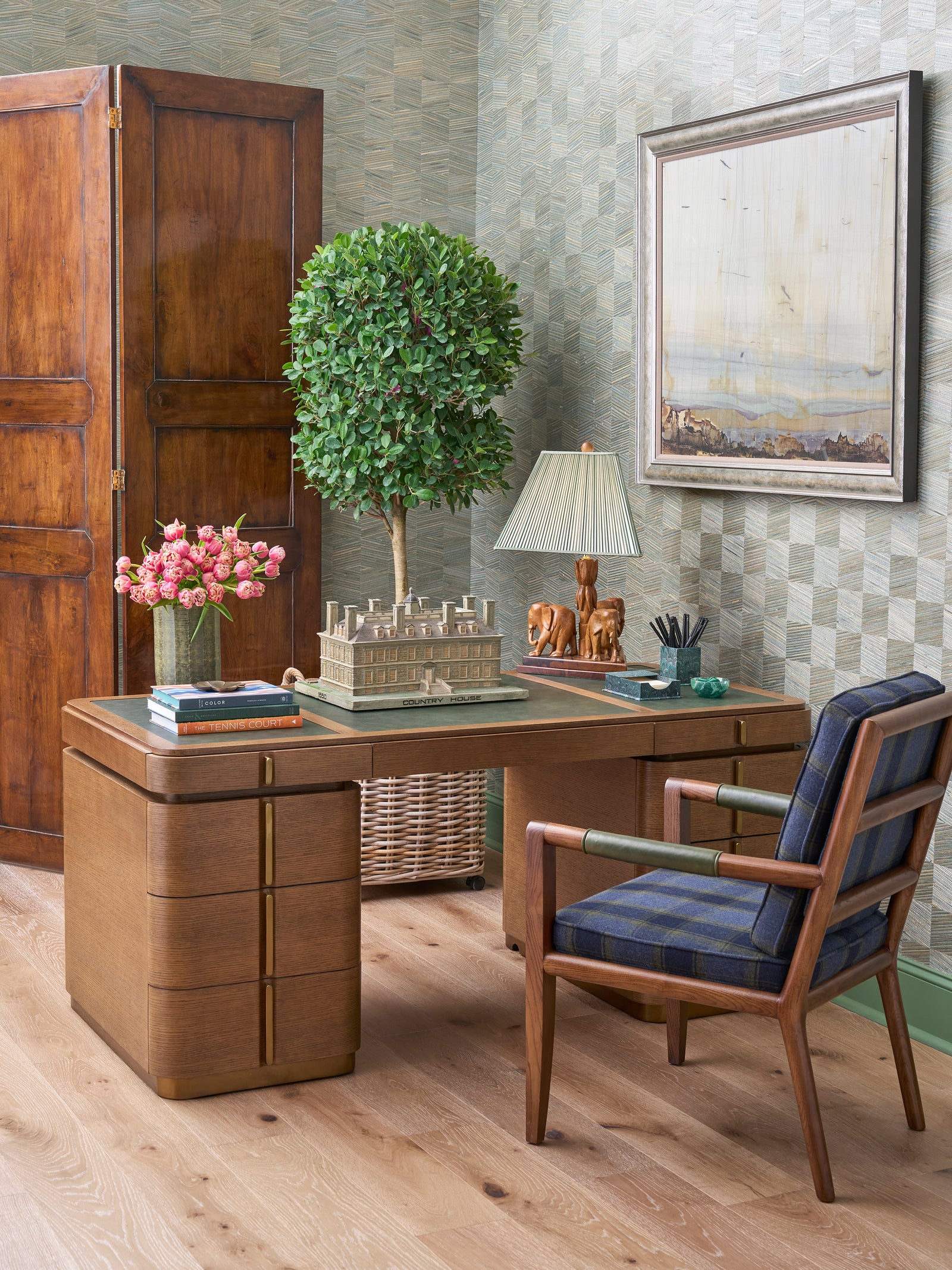 Desk opening: 26"H x 28"W. Center drawer with dividers. Left upright = 3 drawers. Right upright = 1 drawer + 1 file draw