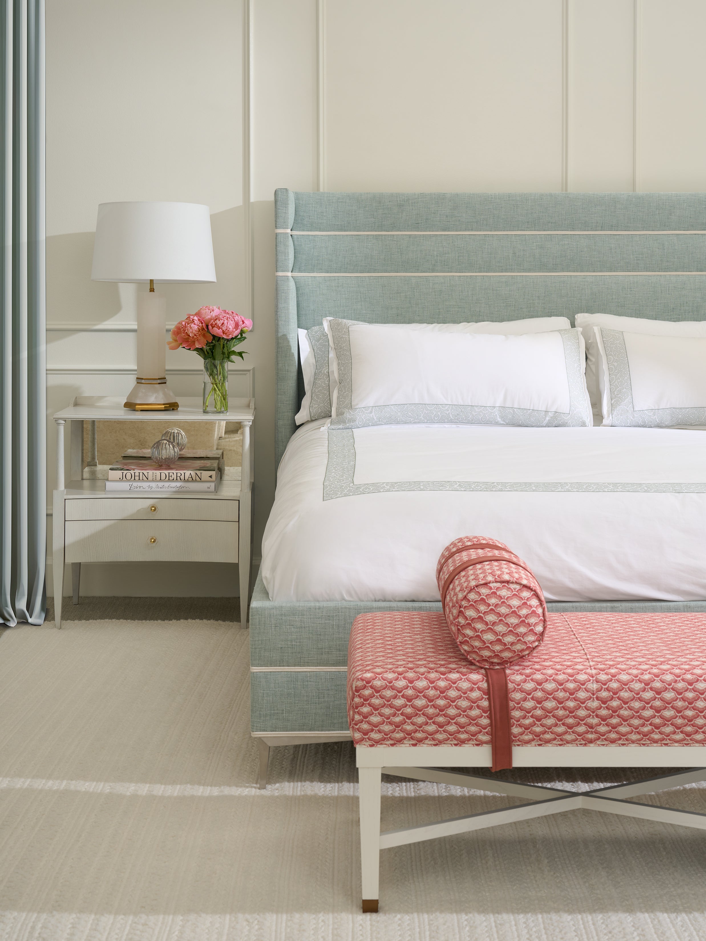 Hamlin Upholstered King Bed - Hickory Chair