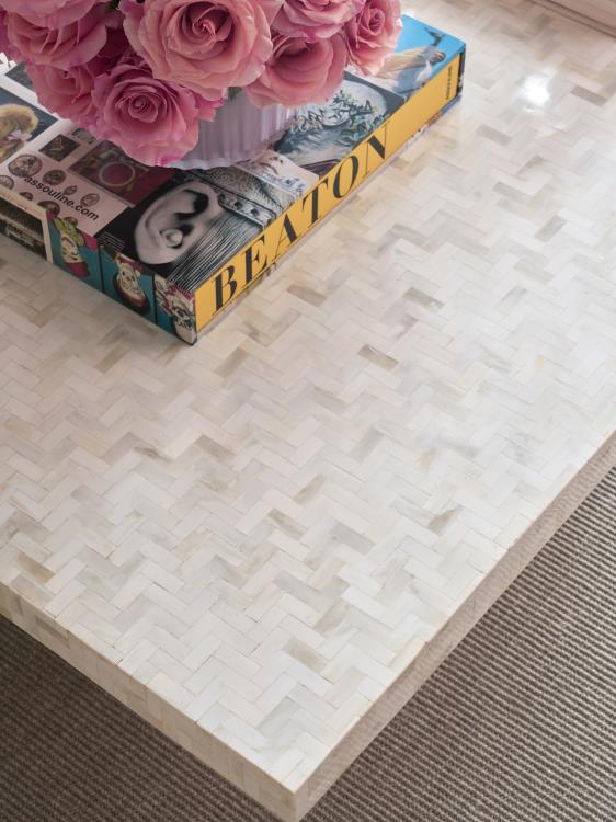 Luc Cocktail Table