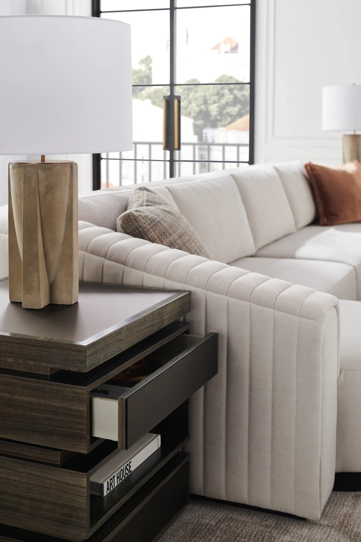 La Moda End Table