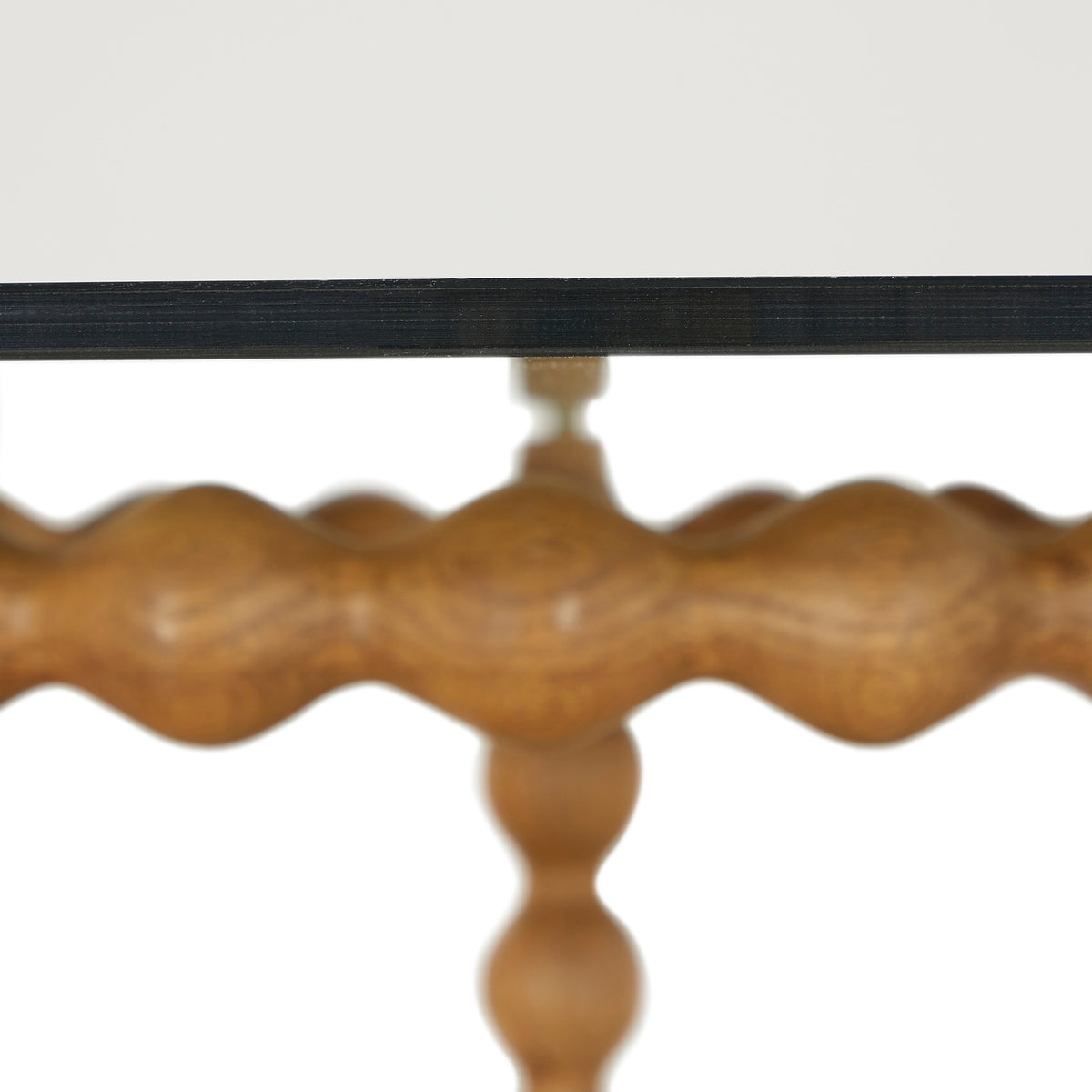 Gwen Dining Table