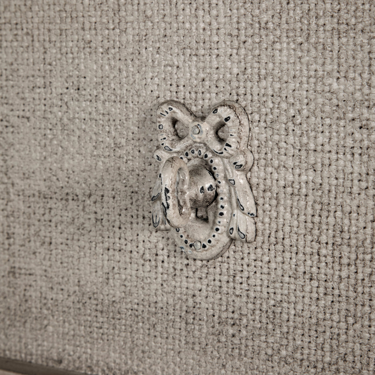 Caroline Chest - Antique White