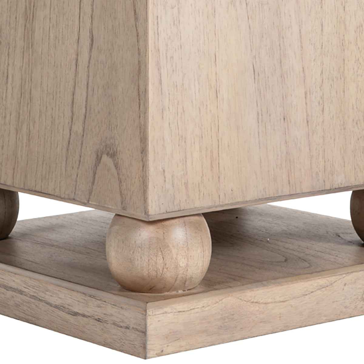 Chess Pedestal