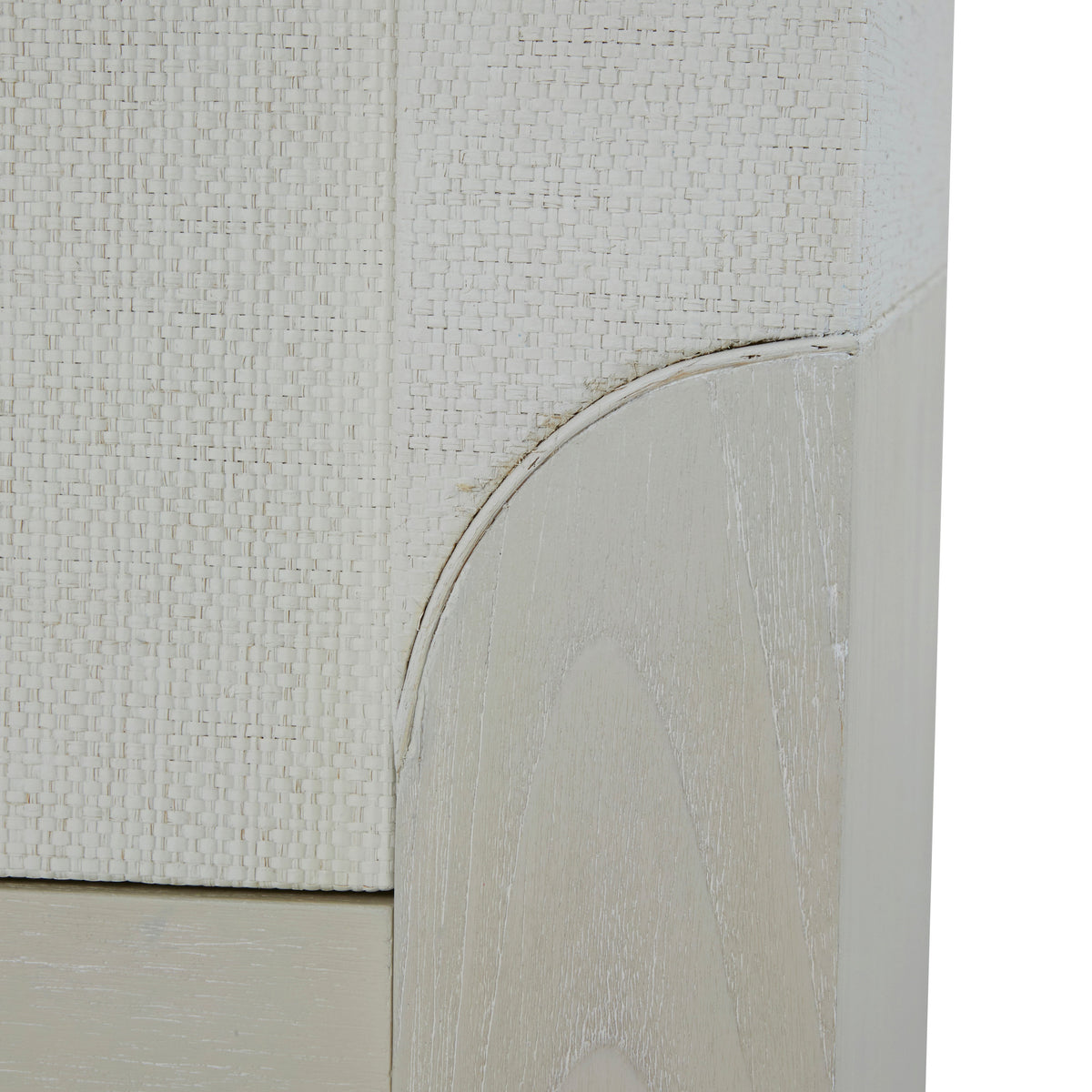 Crestine Chest