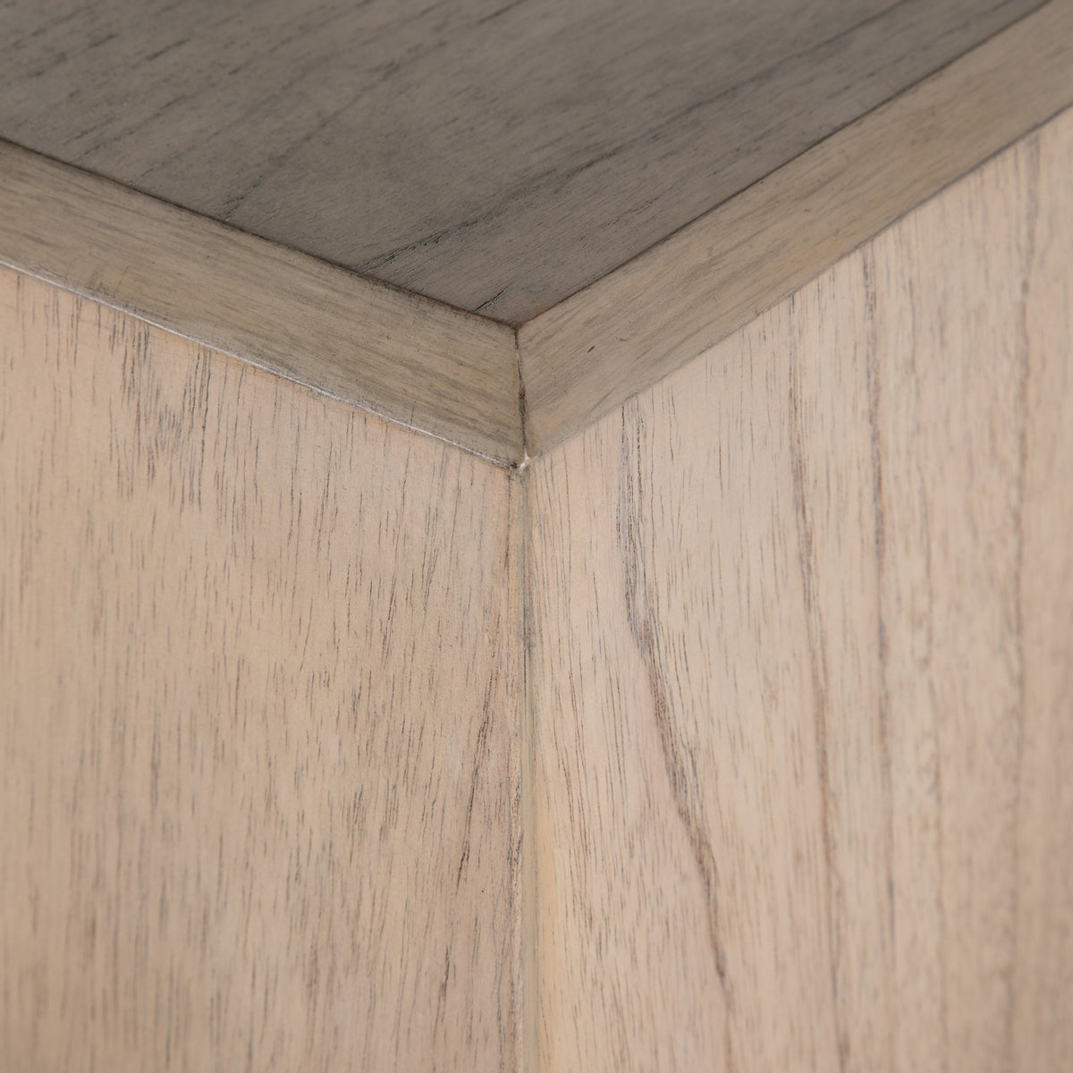 Chess Pedestal