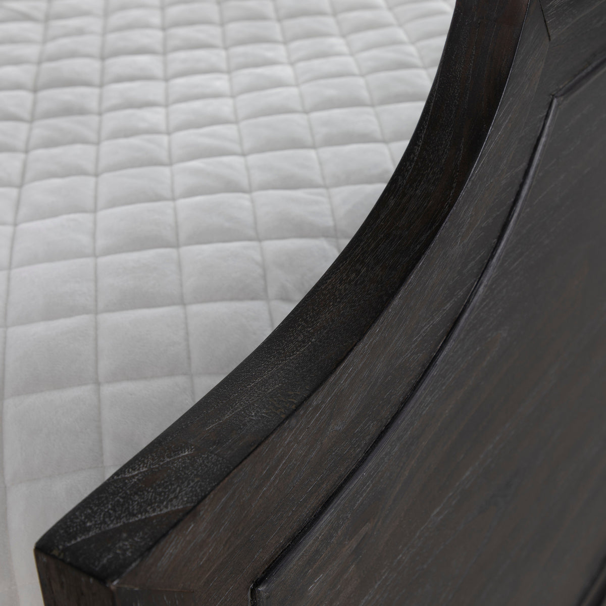 Alexandra King Bed - Dark