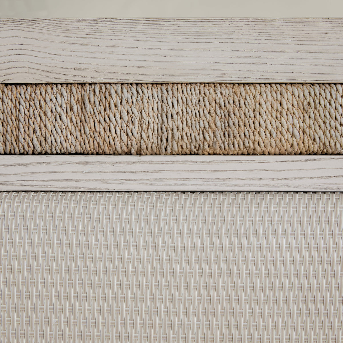 Grand Bermuda King Bed - Whitewash