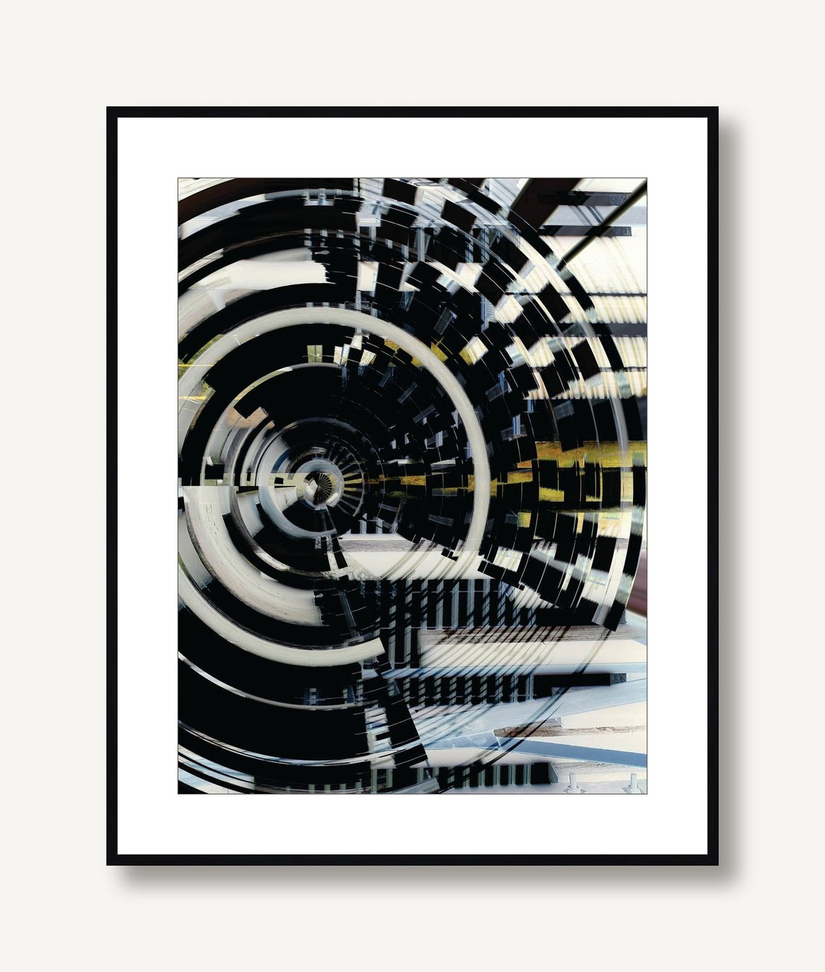 Radial 2 framed
