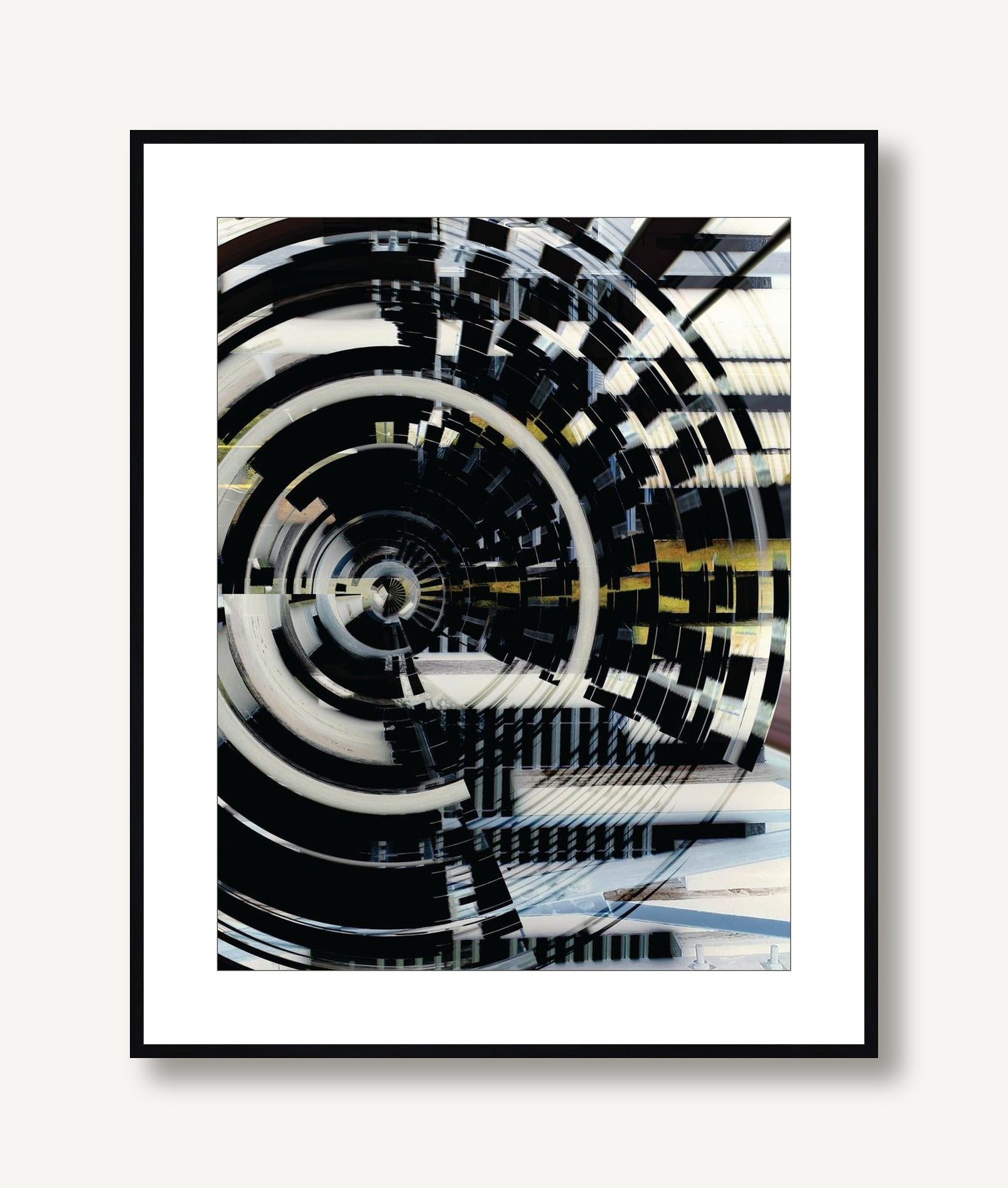 Radial 2 framed