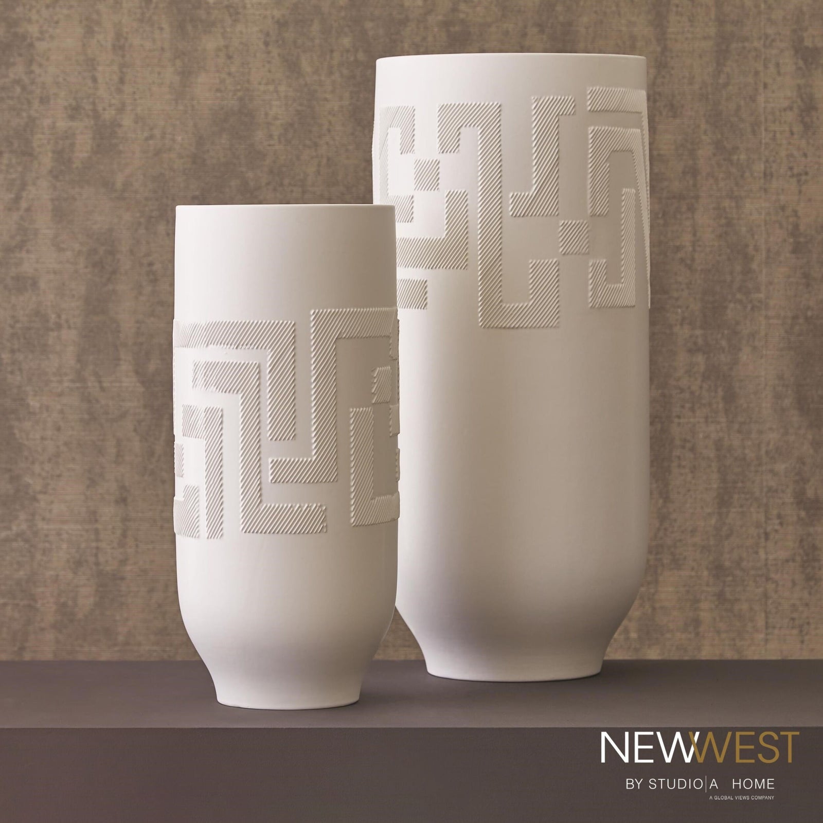 Chaco Vase-Matte White-Sm