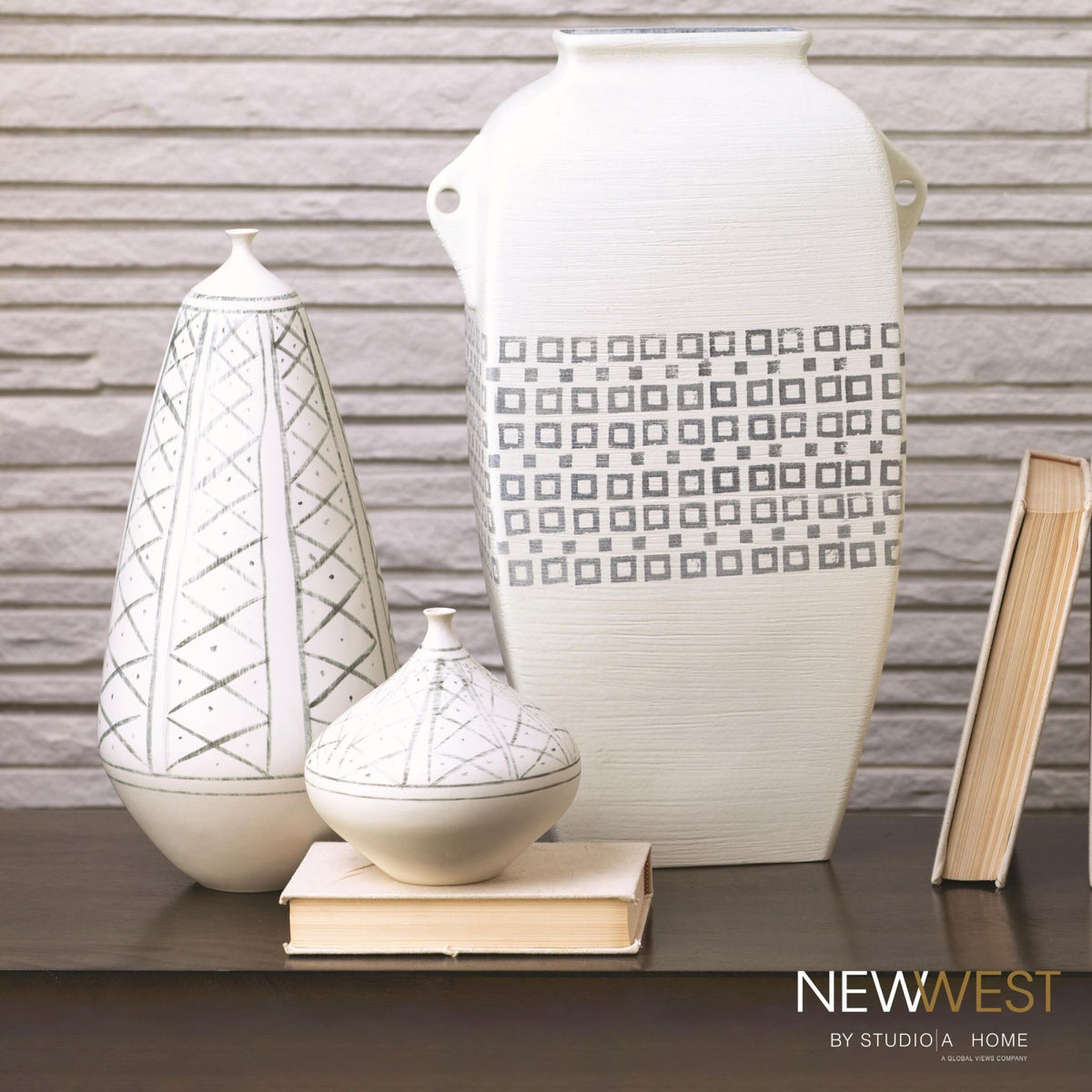 Grenz Vase-Hand Painted-Sm