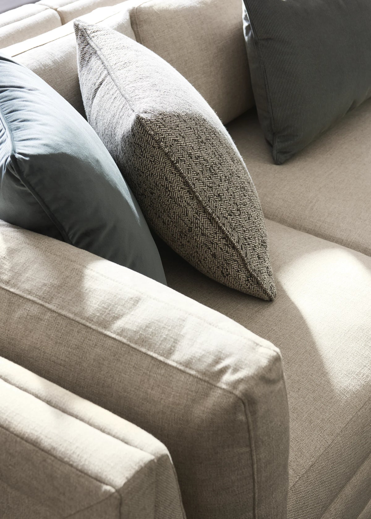 Fusion Armless Chair