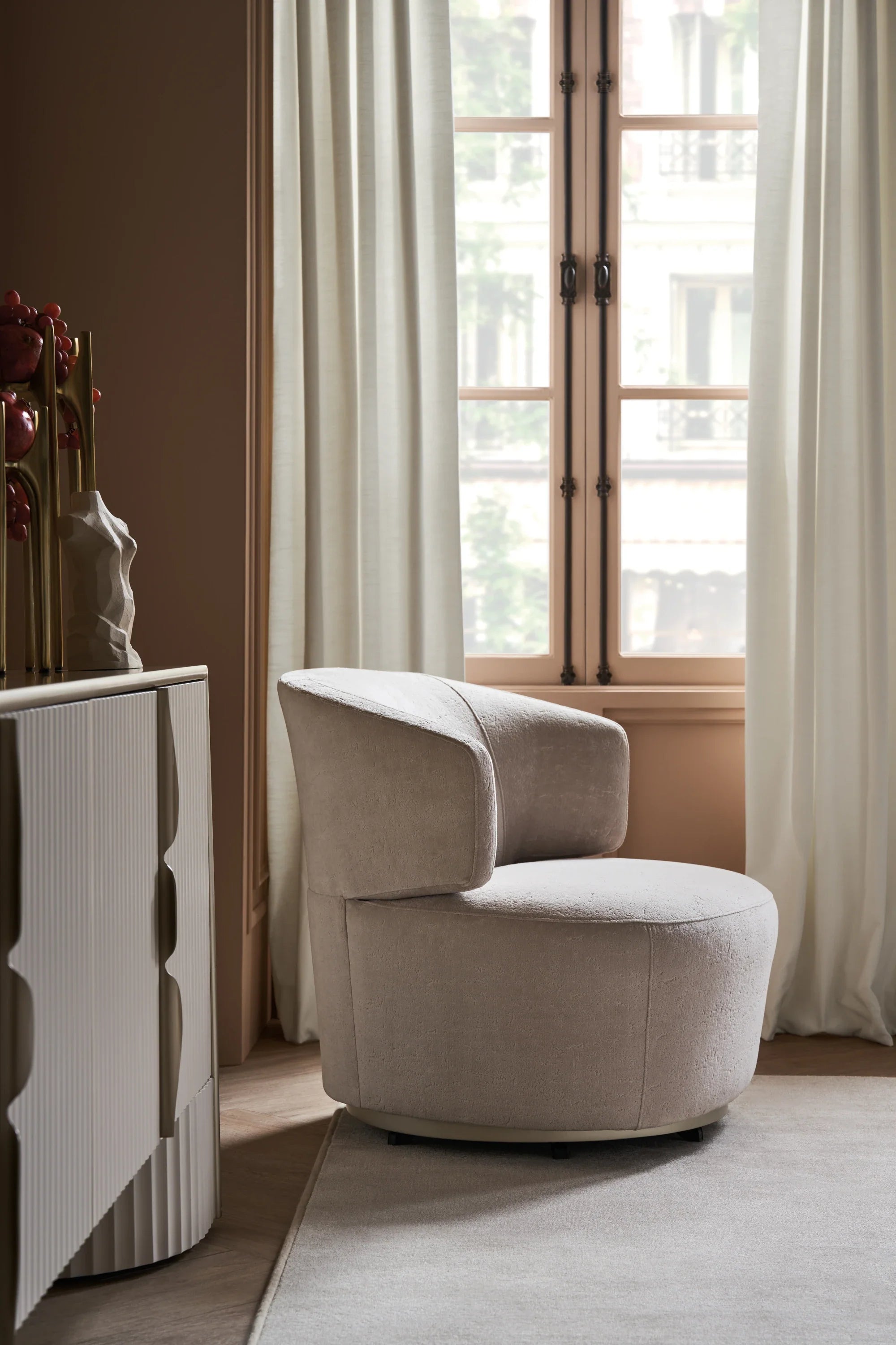 Corinthian – Entertainment by Caracole | Sutter & Vale